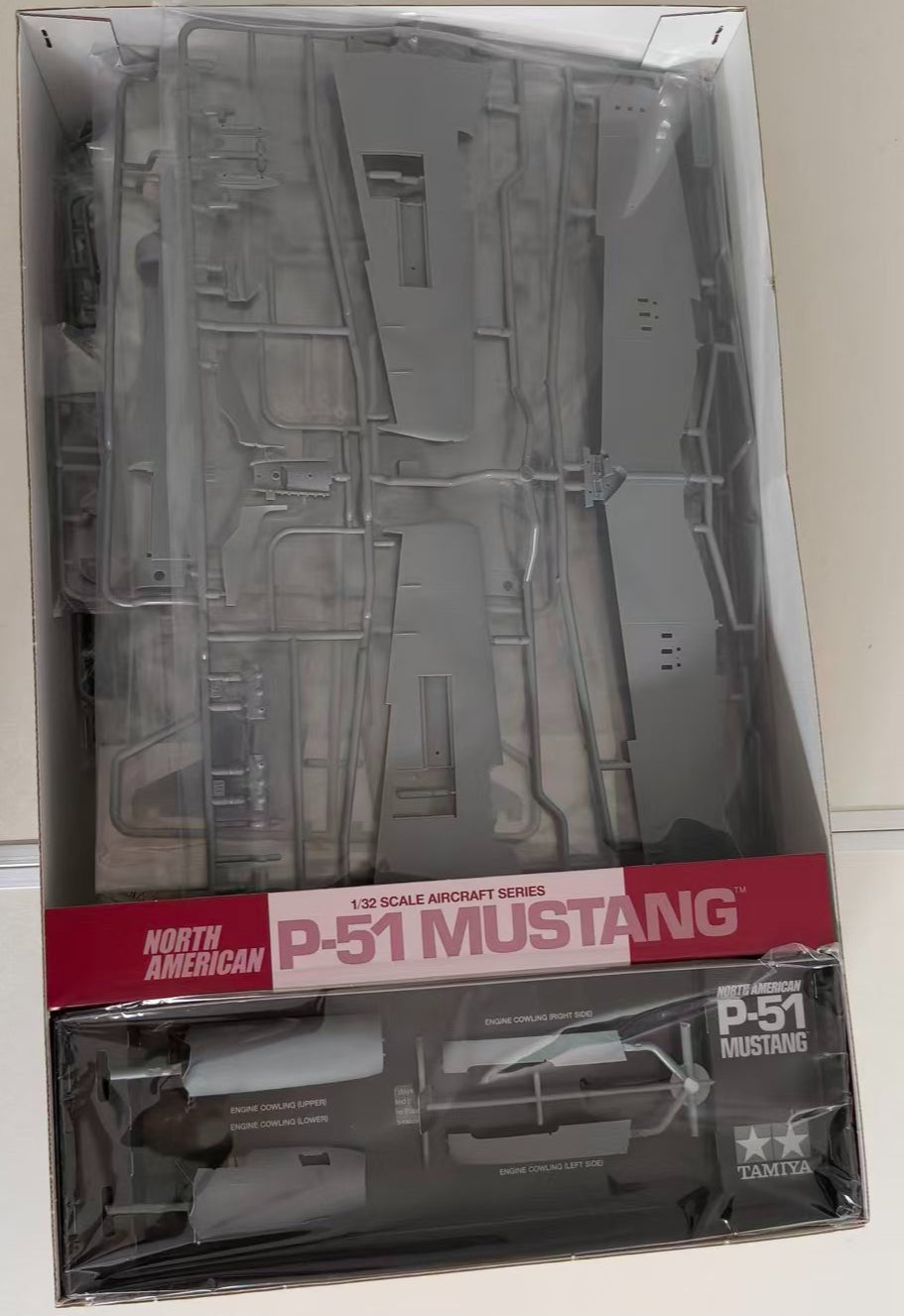 TAMIYA 60322 P-51D Mustang Hobby Model Kit 1/32
