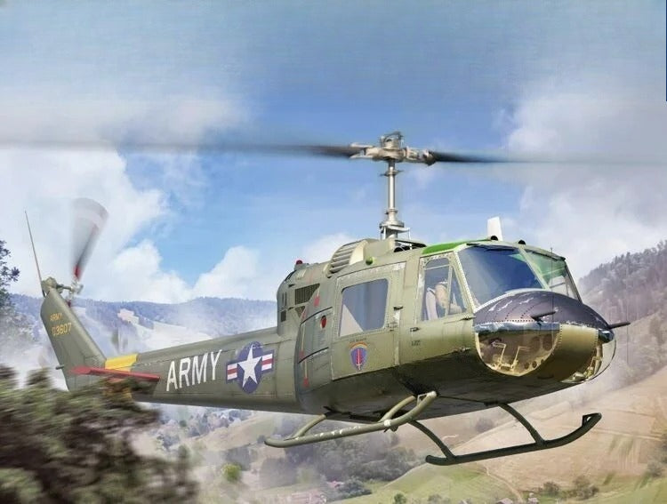 Trumpeter 05111 1/35 Scale UH-1B Huey Helicopter Assembly Model Kit Main image