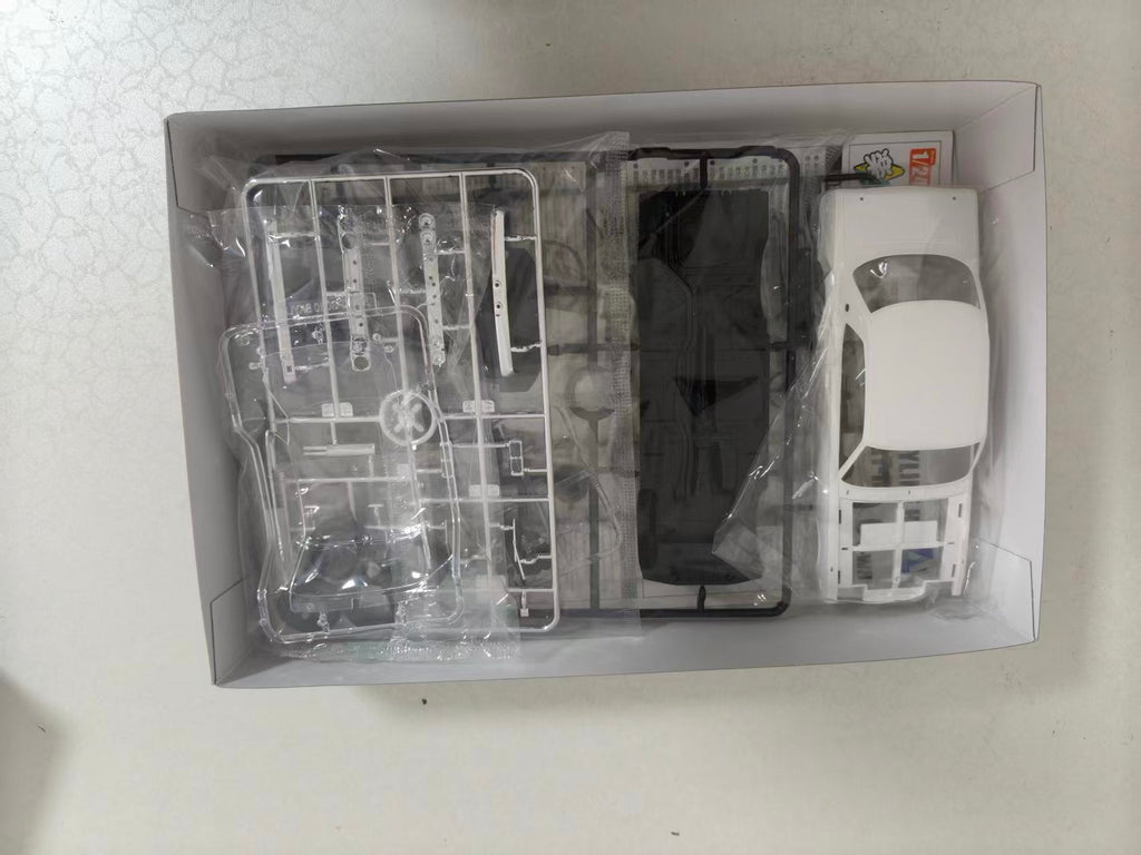 Aoshima AO-06590 1/24 SNAP CAR KPGC10 SKYLINE HT 2000GT-R 1971 White