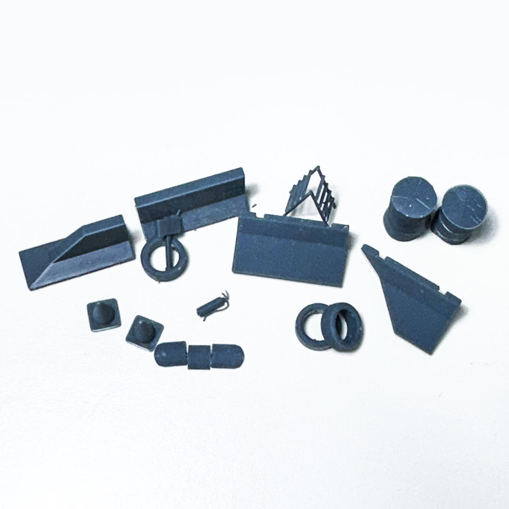 Yao's Studio LYTS043 Railway Scenery Gas Station Junk Stuff Set — detail view 3