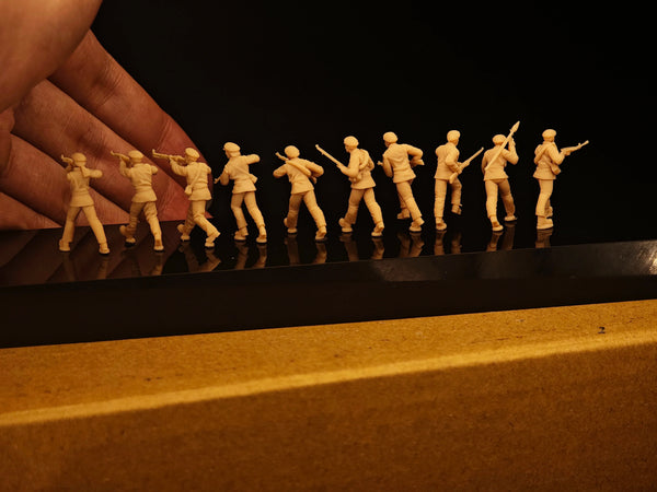 10 members of the Workers' and Peasants' Red Army, consisting of White Model soldiers LSSNO302