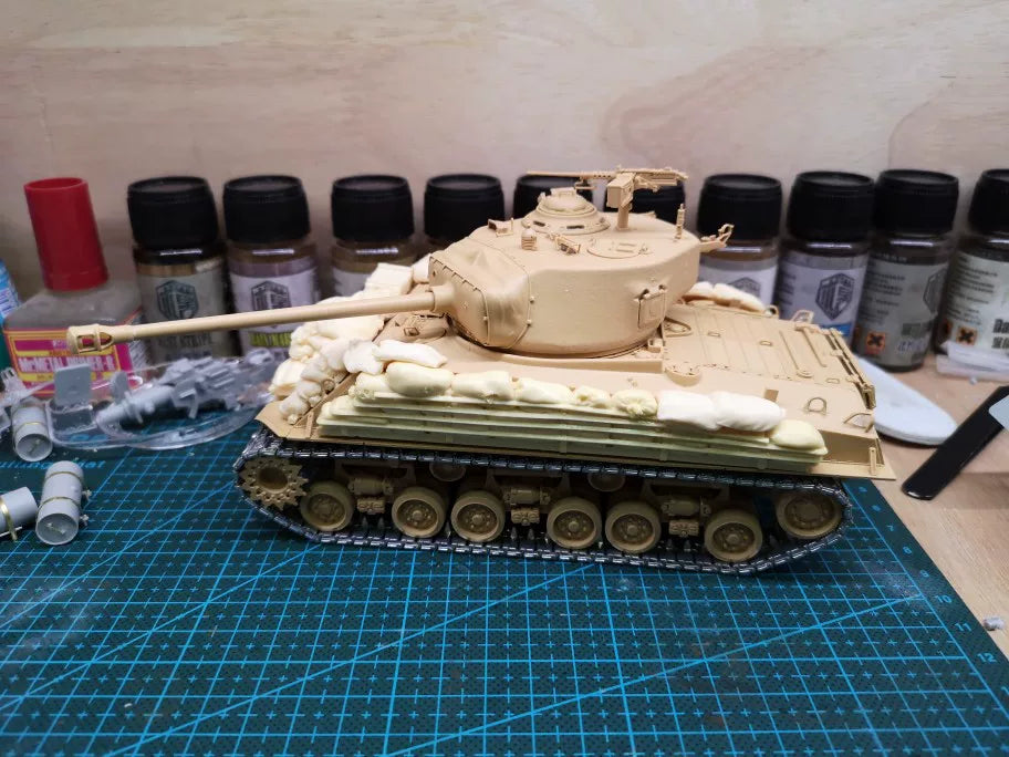 SSMODEL    SX35019 Sherman M4 A3E8 Tank Environmentally friendly zinc alloy metal tracks with brass pins 1/35 — detail view 5
