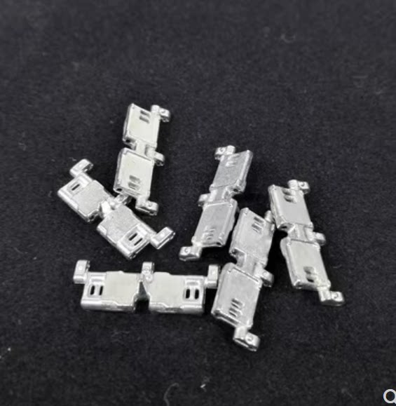 SSMODEL  1/35   SX35006 Leopard 2A5/A6 Track Model Available with Border BT-002 — detail view 3