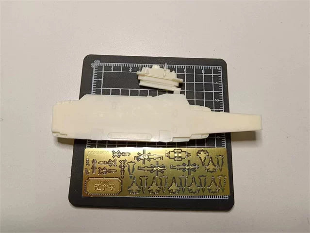 SSMODEL WM38001 — Chinese Aircraft Carrier *Liaoning* — 1/3000 Resin Model (Includes Photo-Etched Parts) — detail view 3