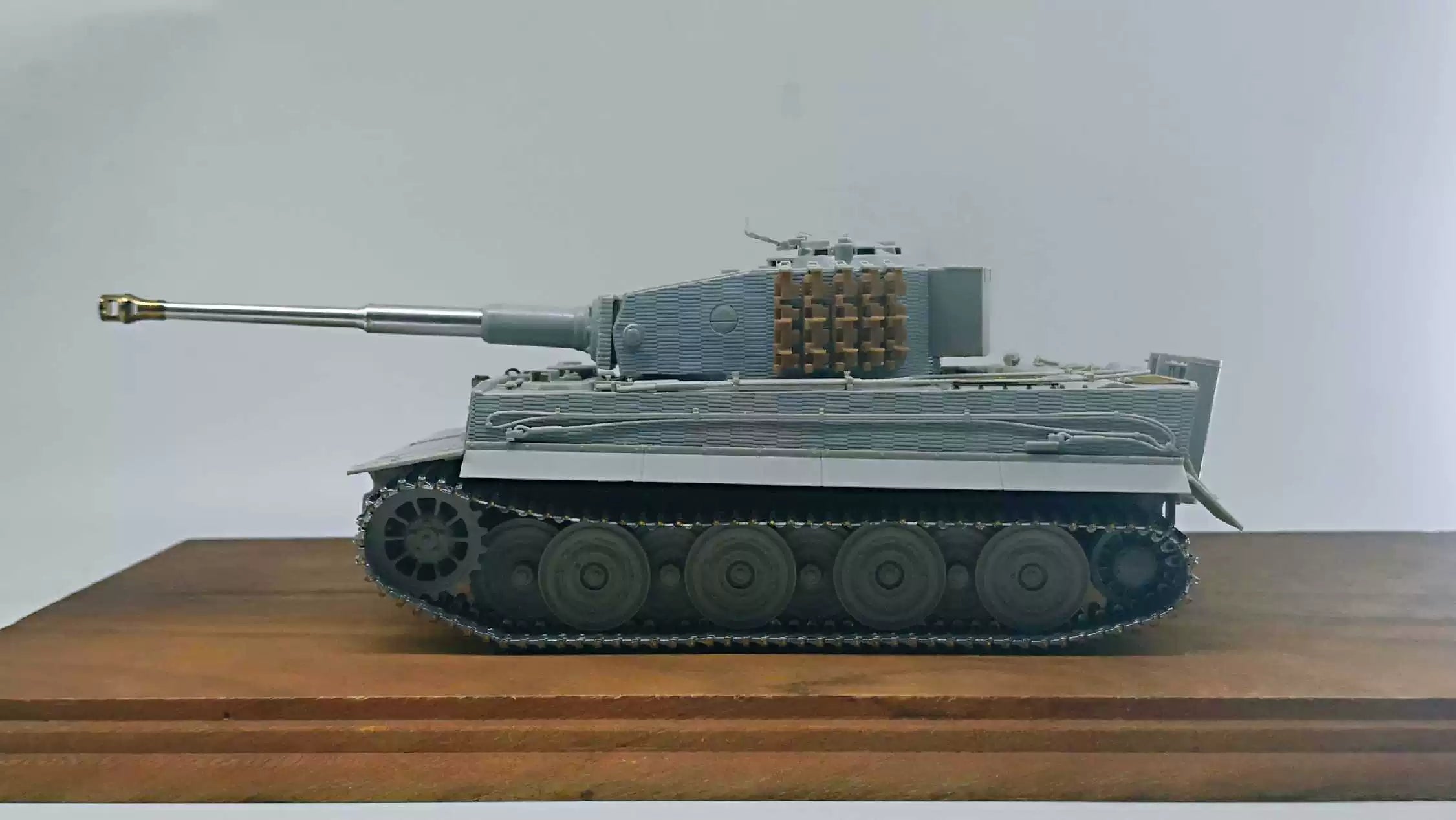SSMODEL    SX35023 Tiger Tank Mid-Late Stage Environmentally Friendly Zinc Alloy Metal Track with Pins 1/35 Secondary image