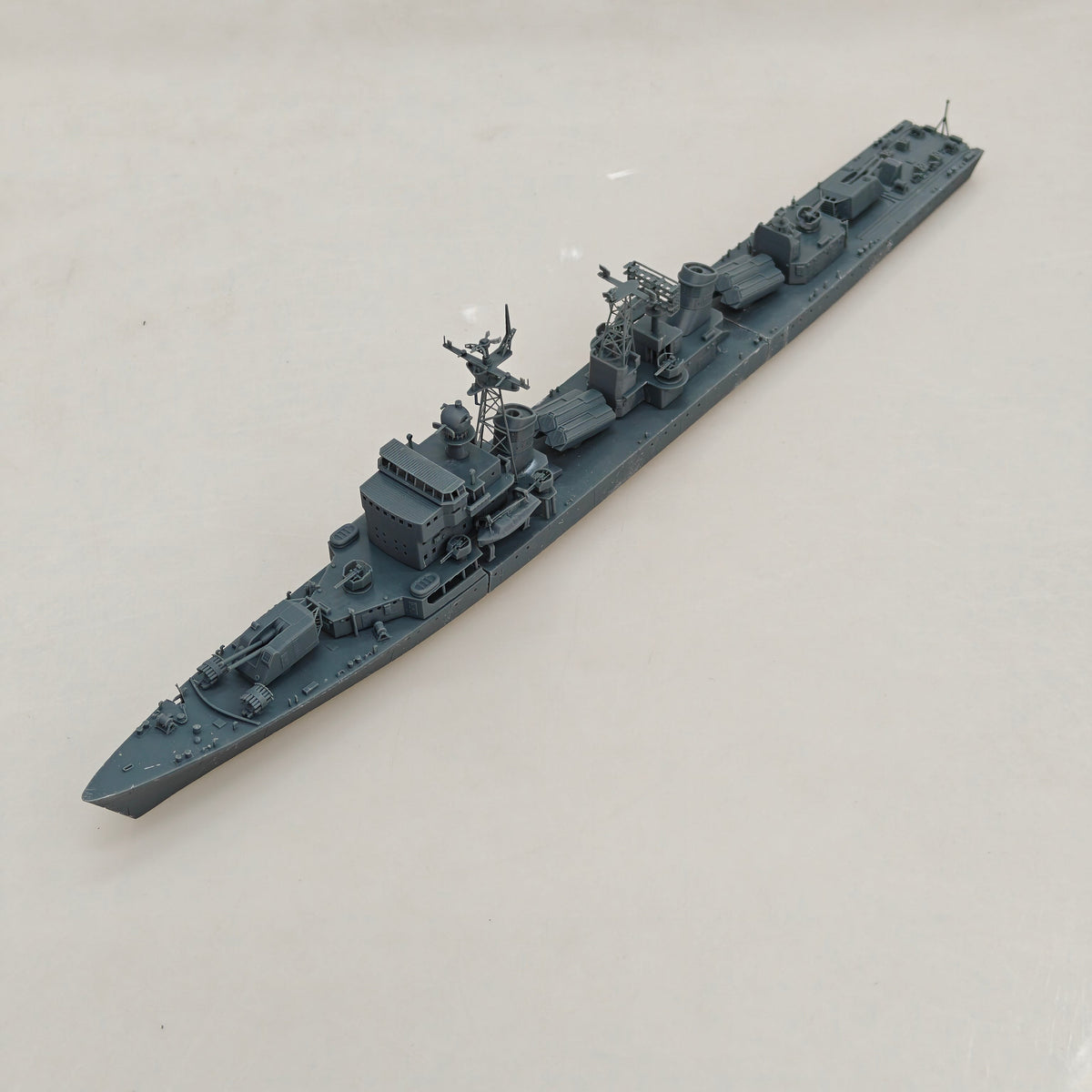 SSC177 Military Model CNS Luda I Class Destroyer Water Line Main image