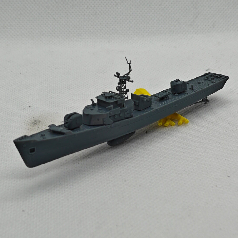 SSMODEL 626S Military Model Kit Soviet PR.159 SKR-1 Frigate Full Hull Main image