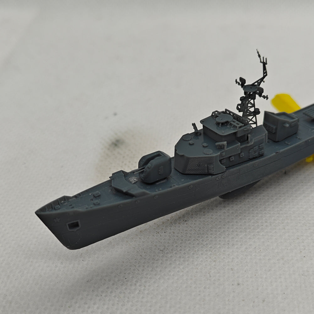 SSMODEL 626S Military Model Kit Soviet PR.159 SKR-1 Frigate Full Hull — detail view 7