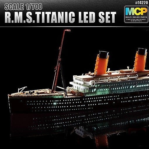 Academy 14220 1/700 R.M.S. TITANIC LED SET Secondary image