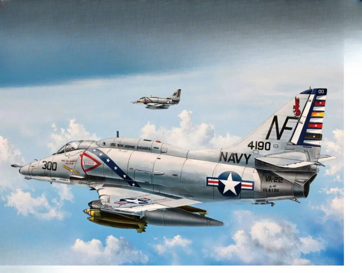 Trumpeter 1/72 A-4F Skyhawk Attack Aircraft 87255 Main image