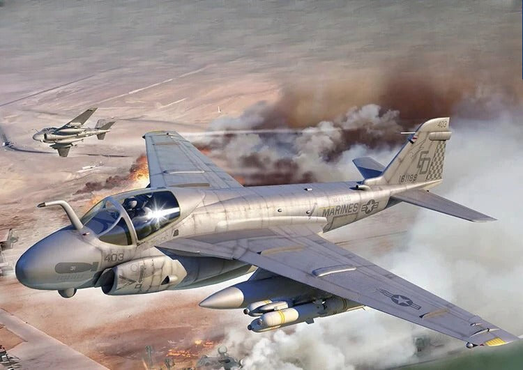 Trumpeter 01642 1/72 A-6E TRAM Intruder Aircraft Model Kit Main image