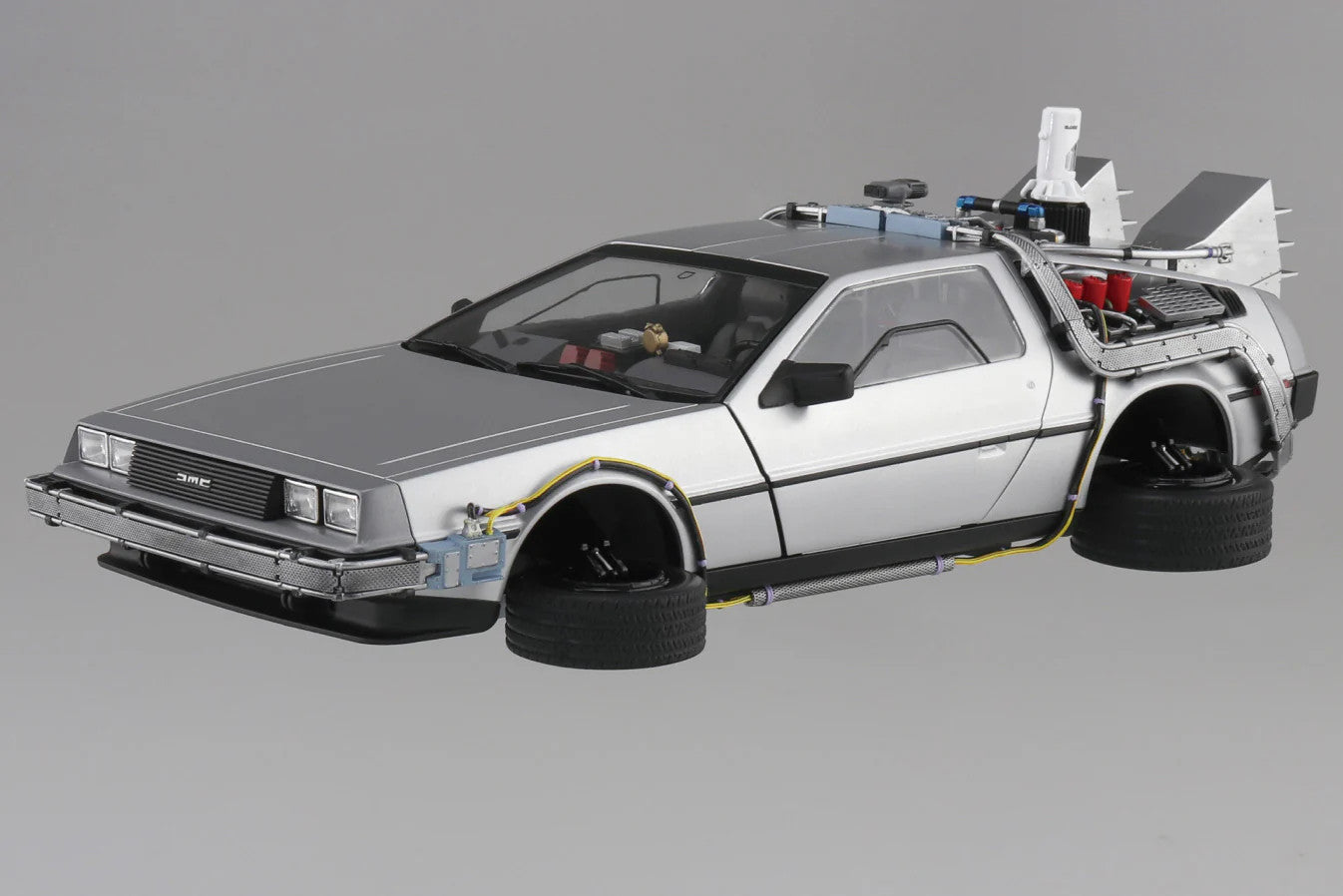 Aoshima AO-06437 1/24 Back to the Future Part II The Time Machine"Delorean" Main image