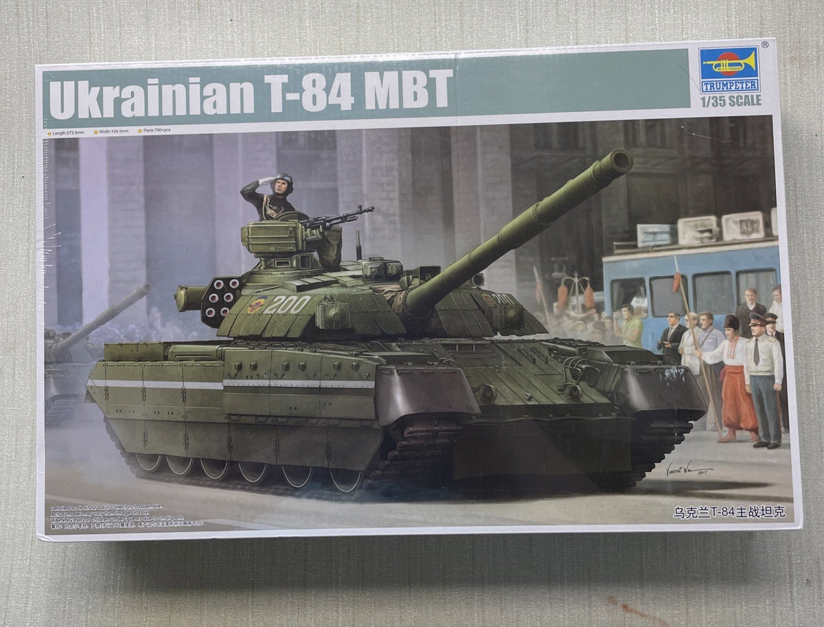 Trumpeter 09511 Ukrainian MBT T-84 Factory Sealed Model Tank Kit 1/35 Main image