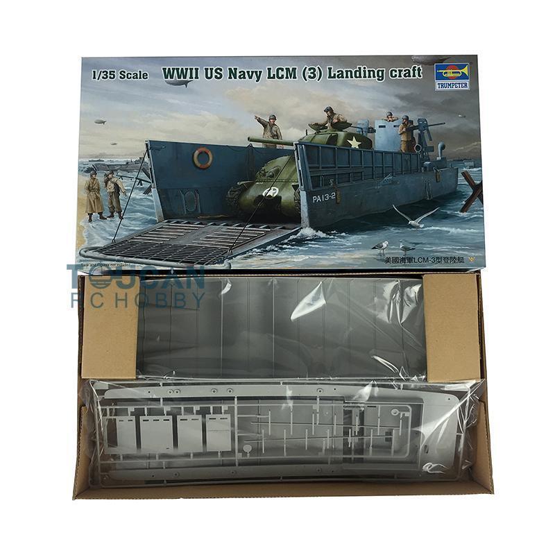 1/35 Trumpeter World War II US Landing Craft Machanize LCM(3) 00347 Static Model — detail view 3