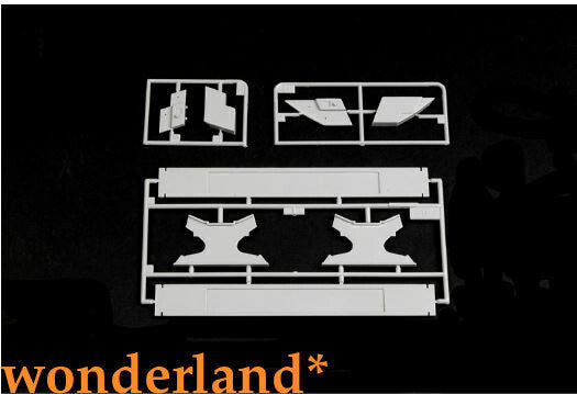 MINSK KIEV USSR AIRCRAFT CARRIER 1/500 ship Trumpeter model kit 05207