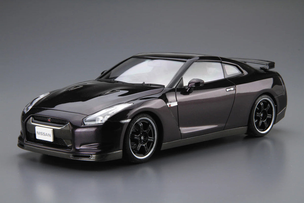Aoshima AO-06218 1/24 Nissan R35 Skyline GT-R Spec-V '09 06218 Main image