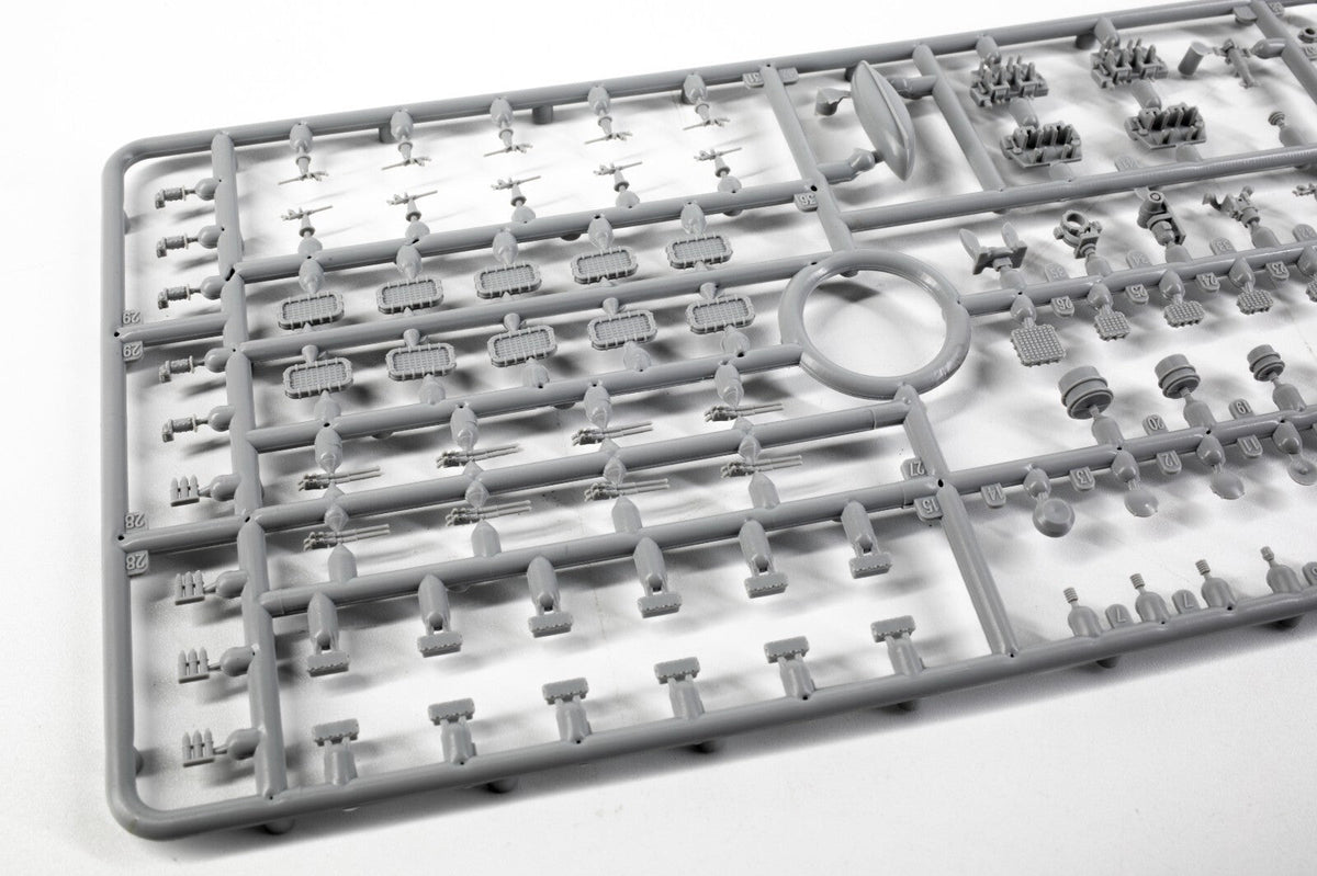 Very Fire 1/350 USS Montana Warship Battleship（VF350913） — detail view 5